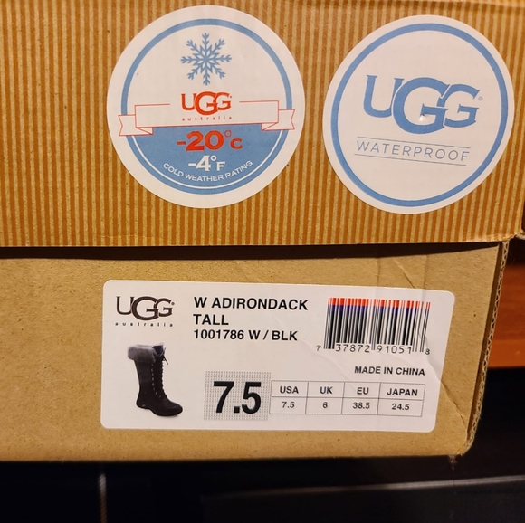 UGG Women's Adirondack Tall Waterproof Black - Picture 4 of 4